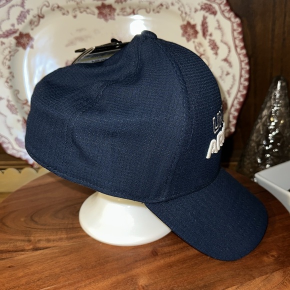 Under Armour Golf Hat - Picture 5 of 5